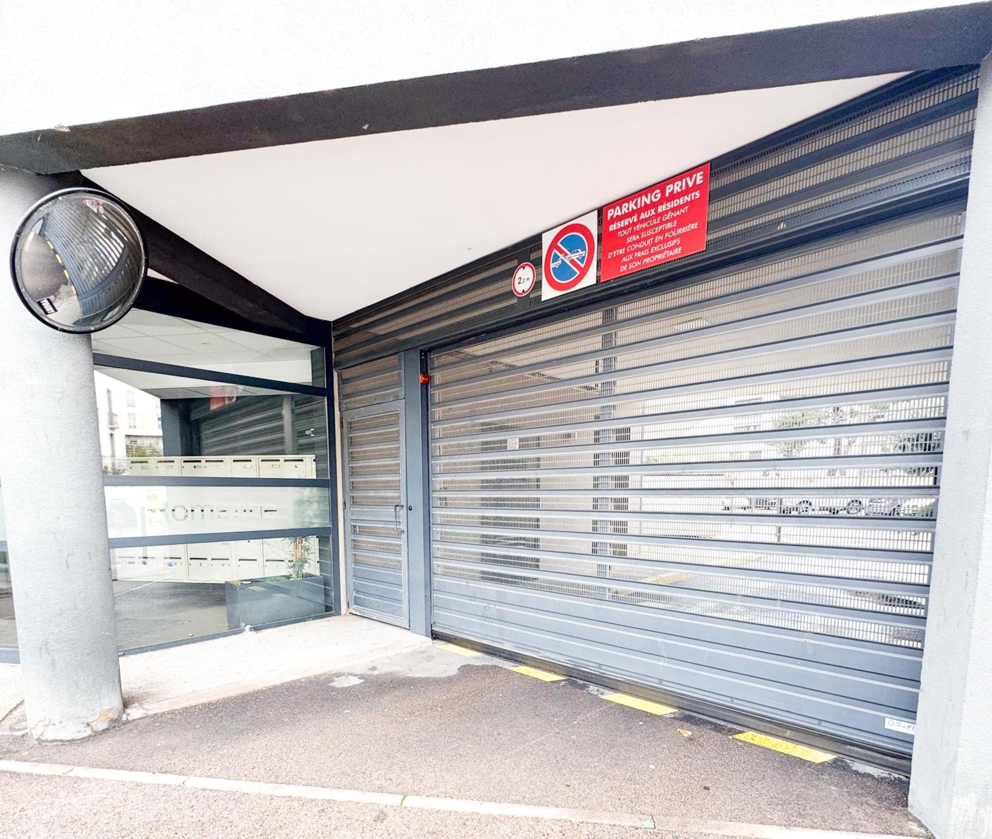 Bel Appartement Climatise & Parking Perpignan Bagian luar foto